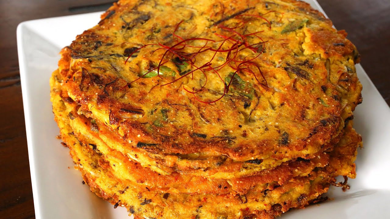Mung Bean Pancakes (Bindaetteok) recipe by Maangchi