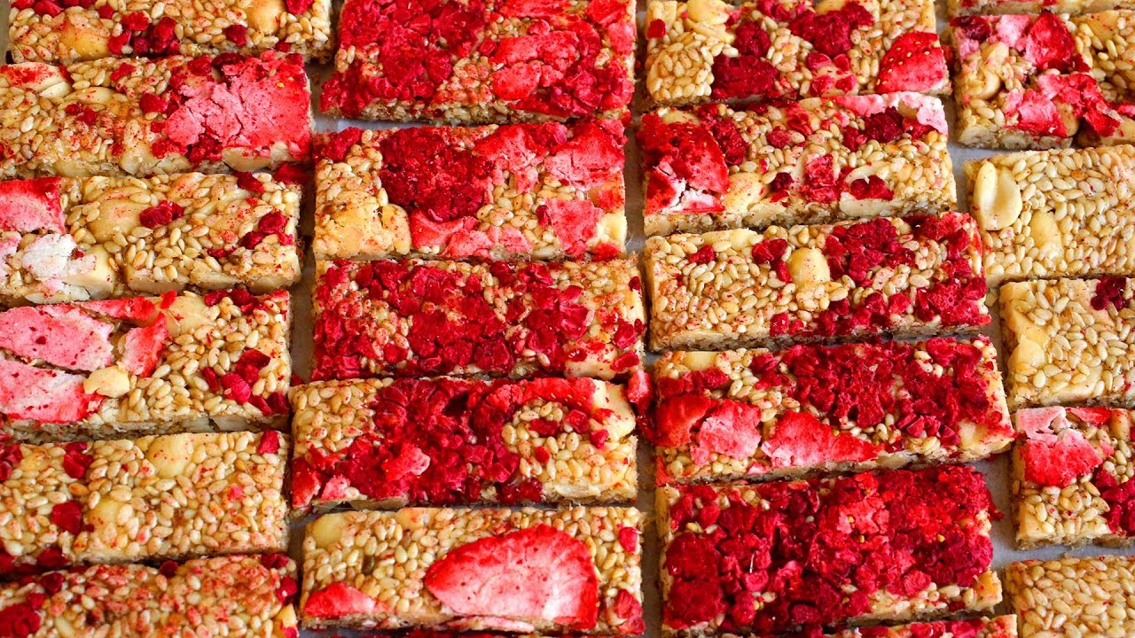 Sesame peanut candy (Kkae-ttangkong gangjeong) recipe by Maangchi