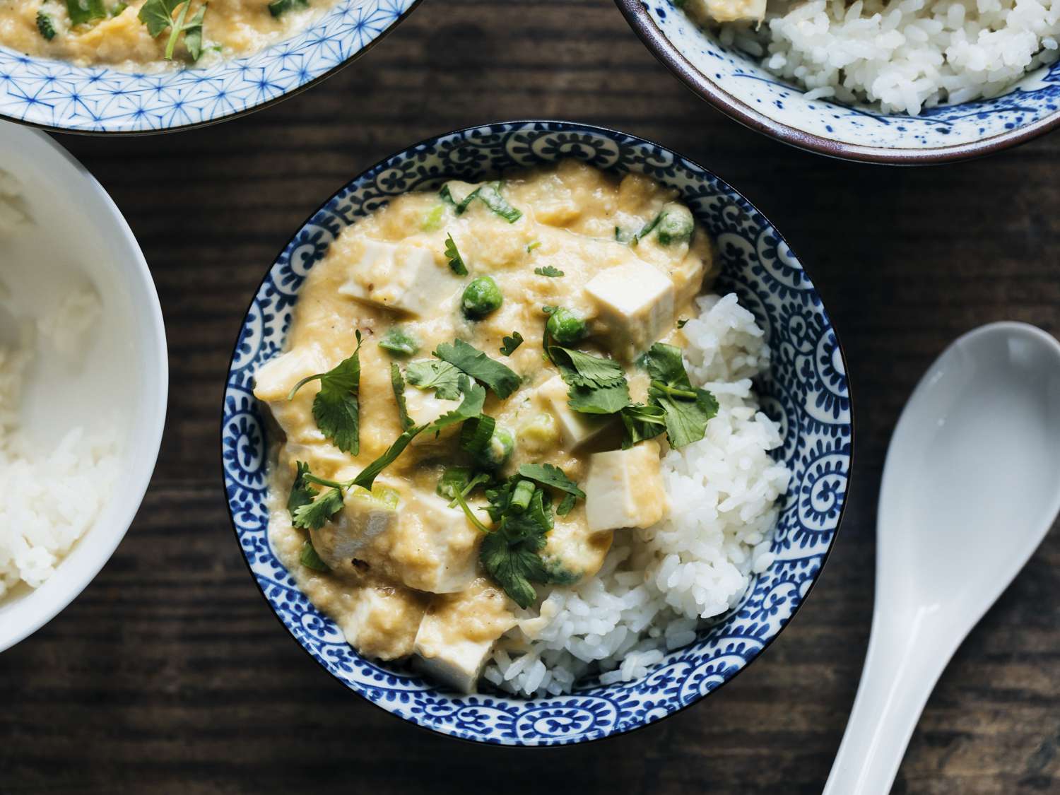 Cantonese Slippery Eggs with Tofu and Peas Recipe
