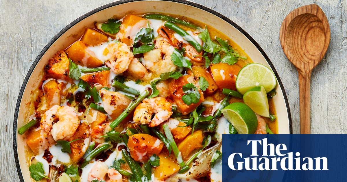 Yotam Ottolenghi’s Filipino-inspired recipes: pork lumpia, coconut prawn stew, pandan custards | Food | The Guardian